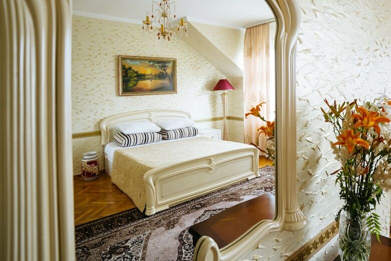 Ezio Palace Hotel