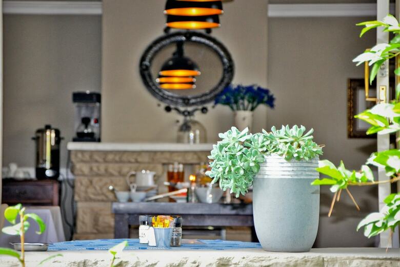 Hotel Ginnegaap Guest House