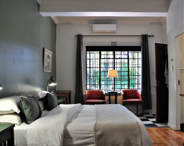Hotel Ginnegaap Guest House