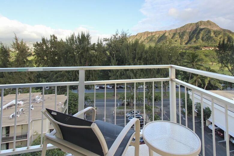New Otani Kaimana Beach Hotel