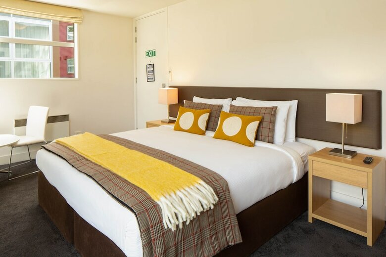 Motel Qs Marina