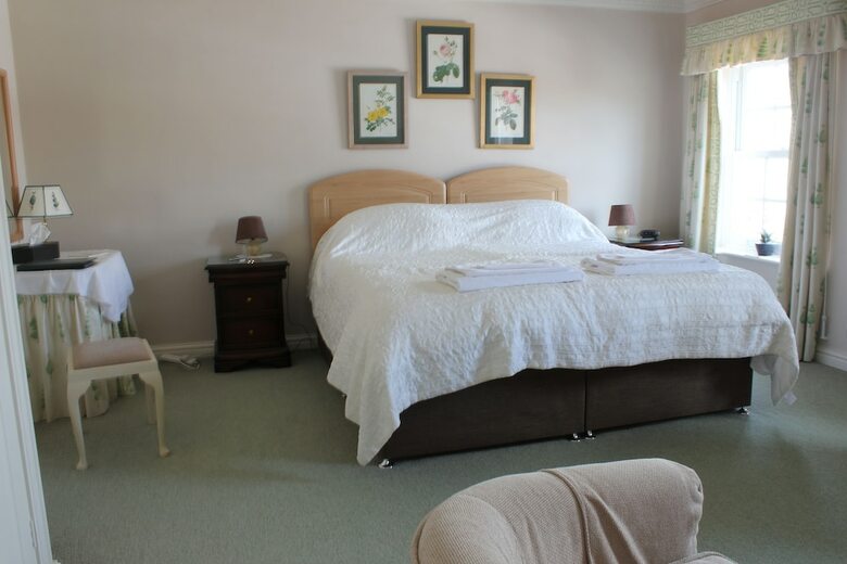 Bed & Breakfast Austons Down