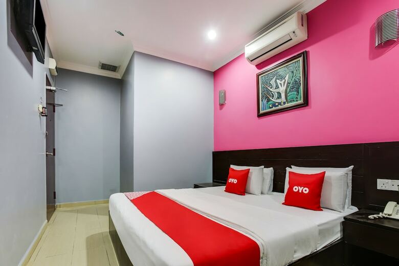 Oyo 89593 Ct Hotel