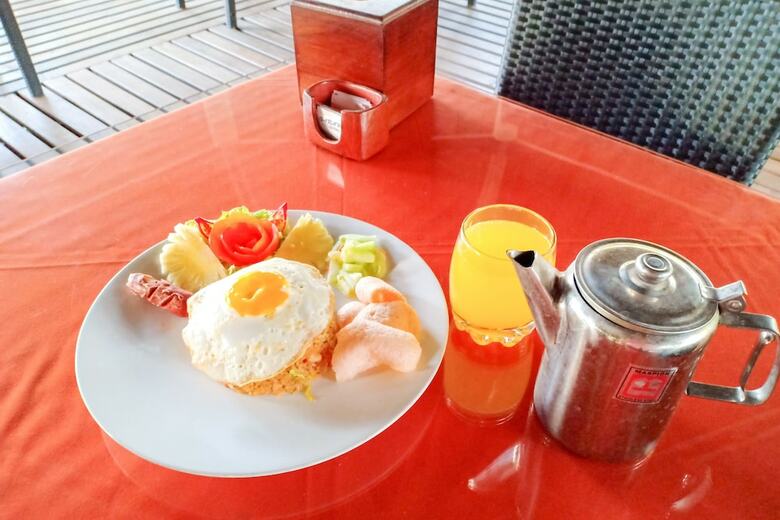 Oyo 1508 Mascot Beach Hotel