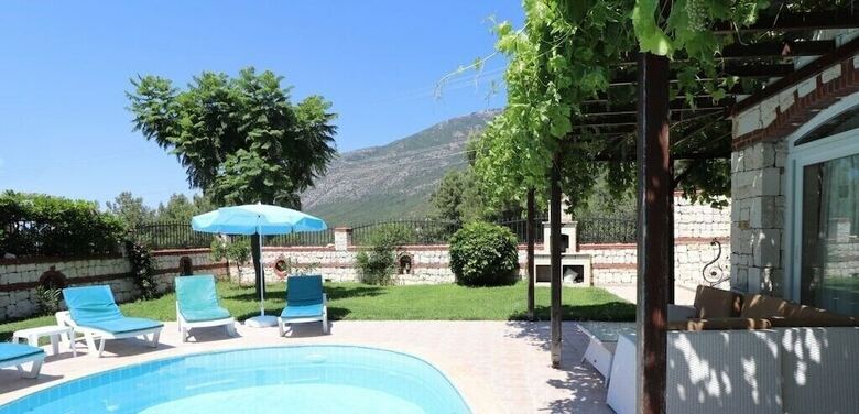 Villa Anm2 By Joylettings