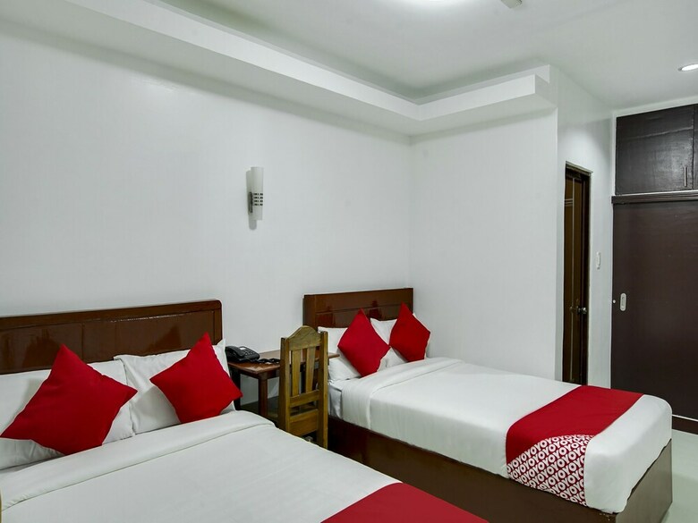 Hotel Oyo 459 Offshore Suites