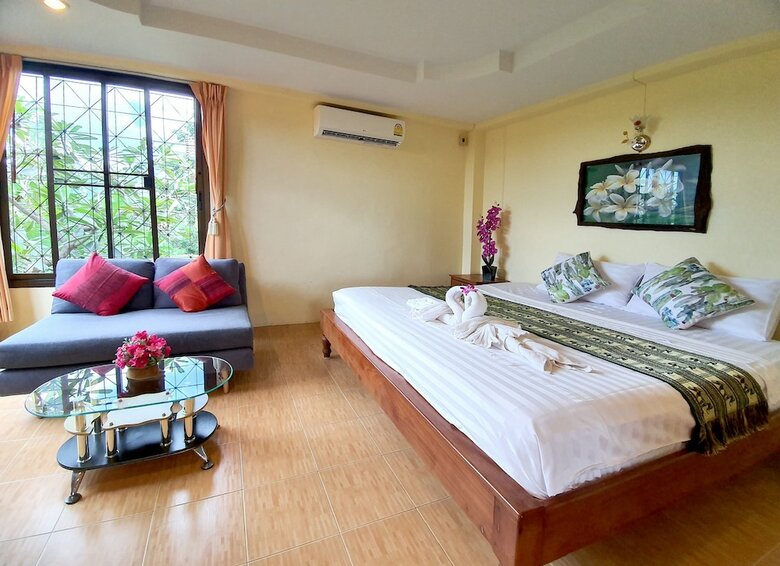 Hotel Phuket Lilla House