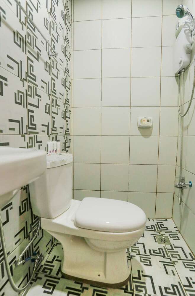 Hotel Oyo 447 Jill's Residences