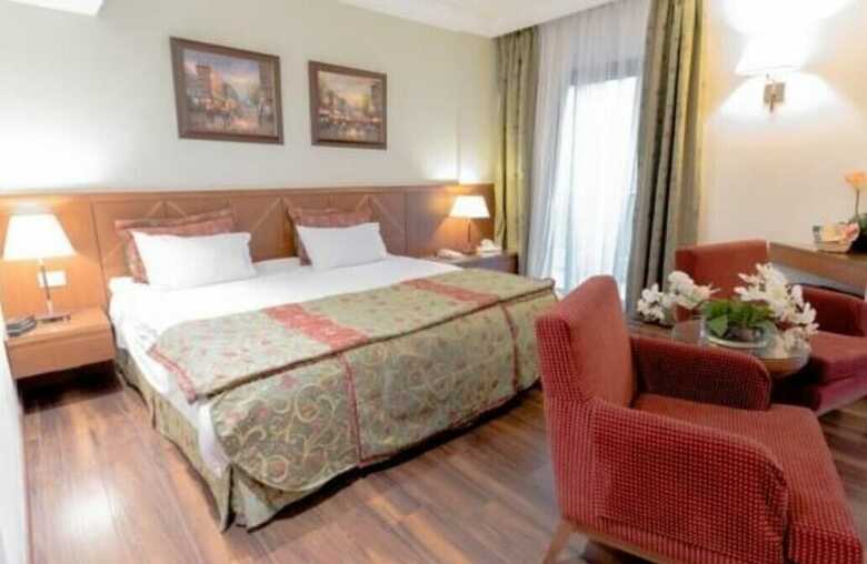 Kings Suite Hotel
