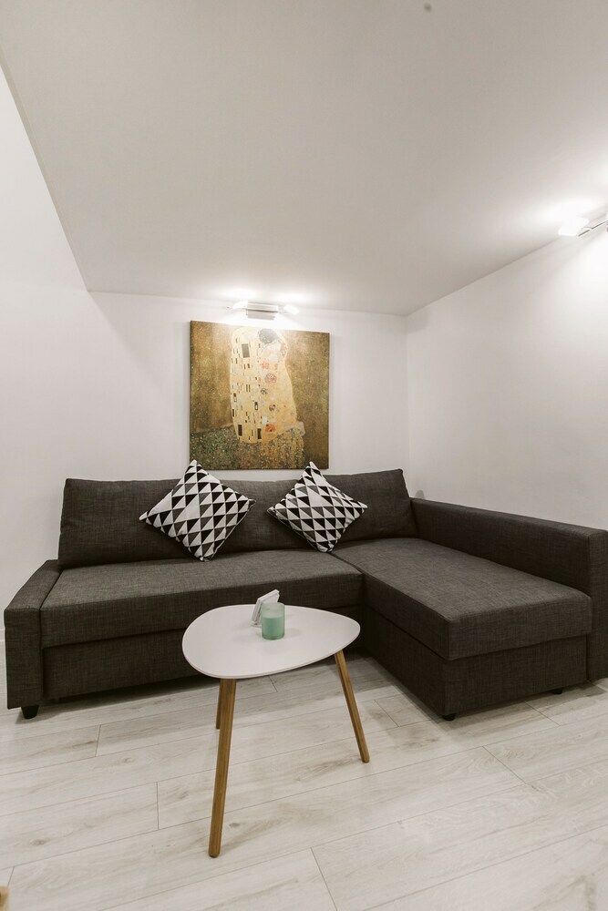 Lazar 18 Apartment