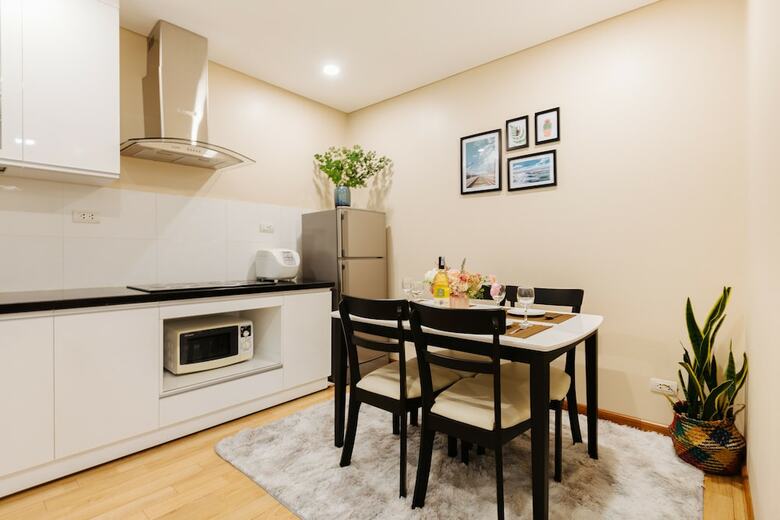 Hb Service Apartment