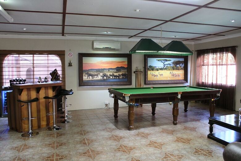 Bed & Breakfast El Gran Chaparral Guest House