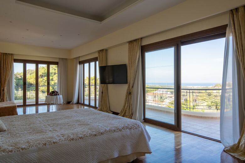 Amaltheia Villa
