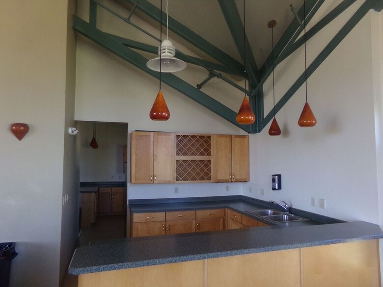 Three House 2 Bed 2 Bath Thwc