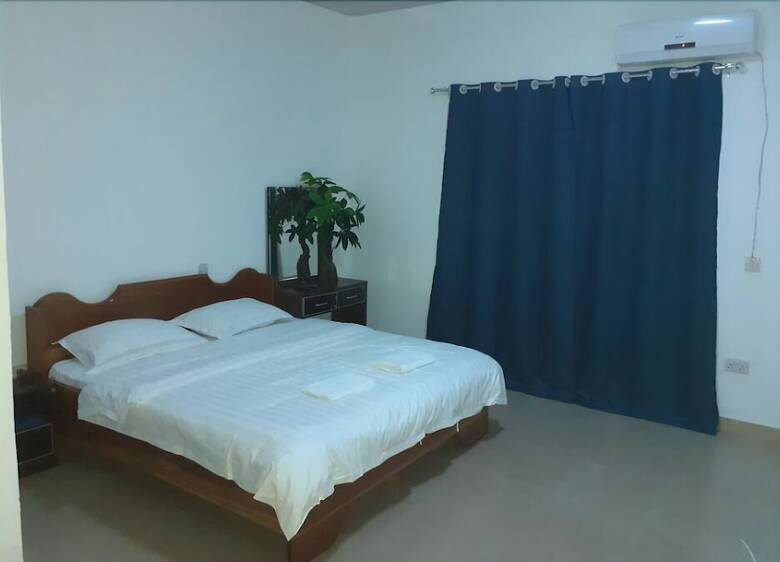 Lijie Hotel And Massage Center