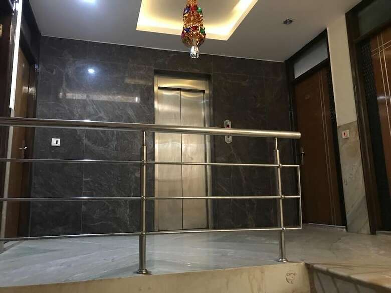Hotel Adb Rooms Udhav Palace
