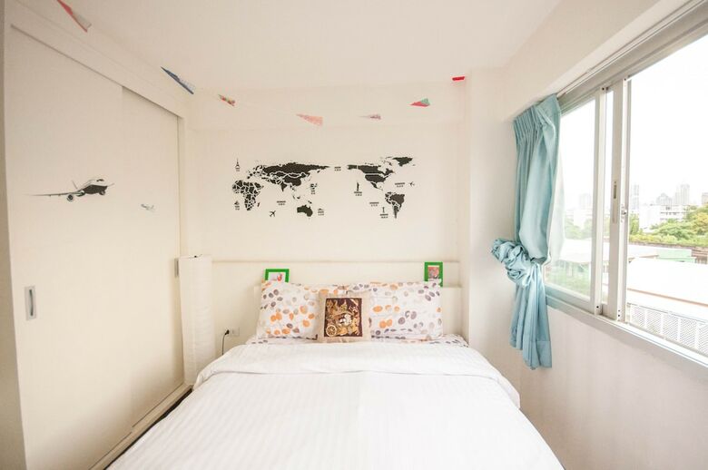 Bangkok Two Bedroom Apartment