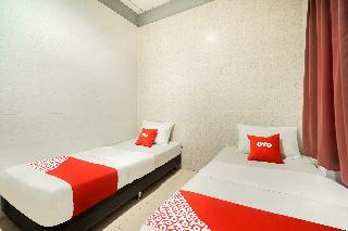 Oyo 89477 Sunshine Hotel