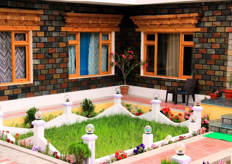 Tih Hotel Jeevanam Villa