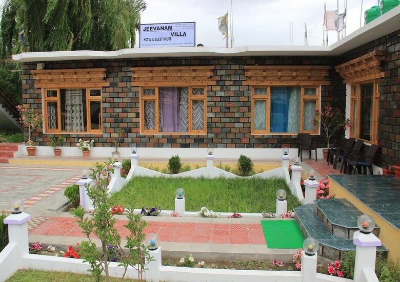 Tih Hotel Jeevanam Villa