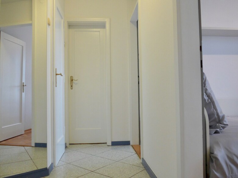 Charming Apartment Near City Center