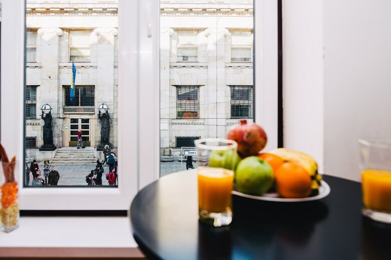 Main Street Apartment - Best Location