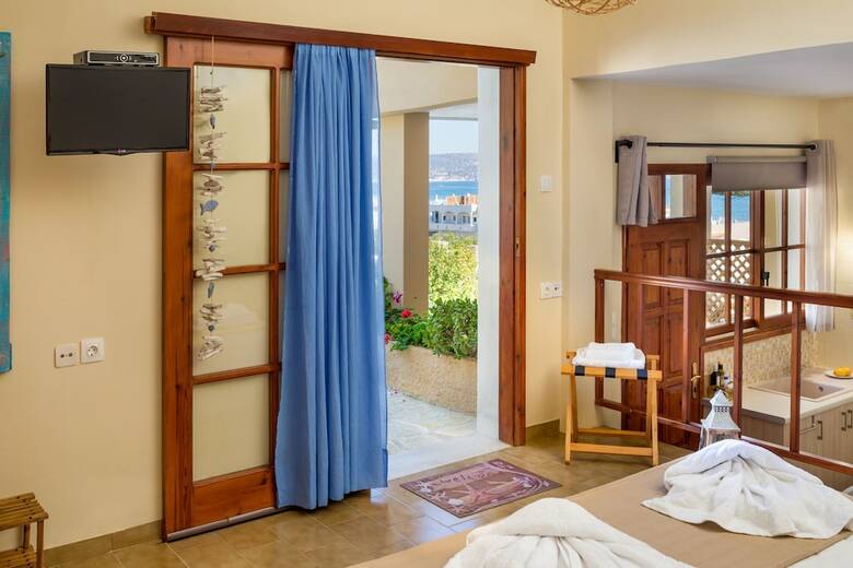 Avra Apartments