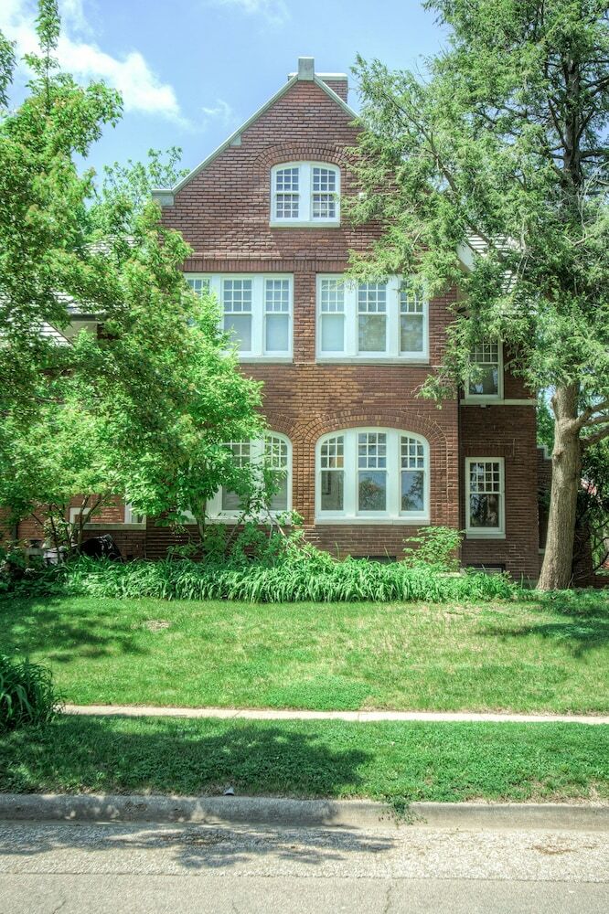 The Rogers House Inn Bed & Breakfast