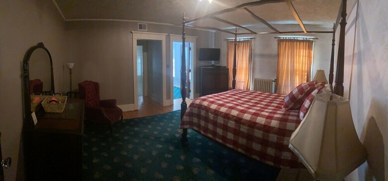 The Rogers House Inn Bed & Breakfast