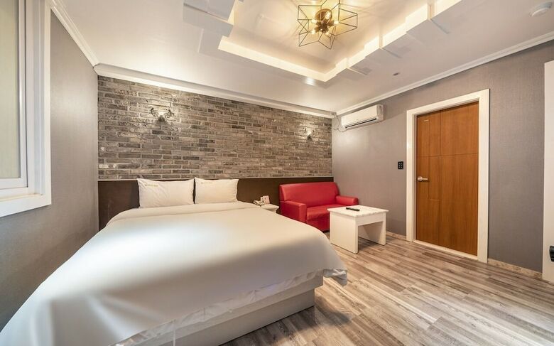 Hotel New Rose Motel