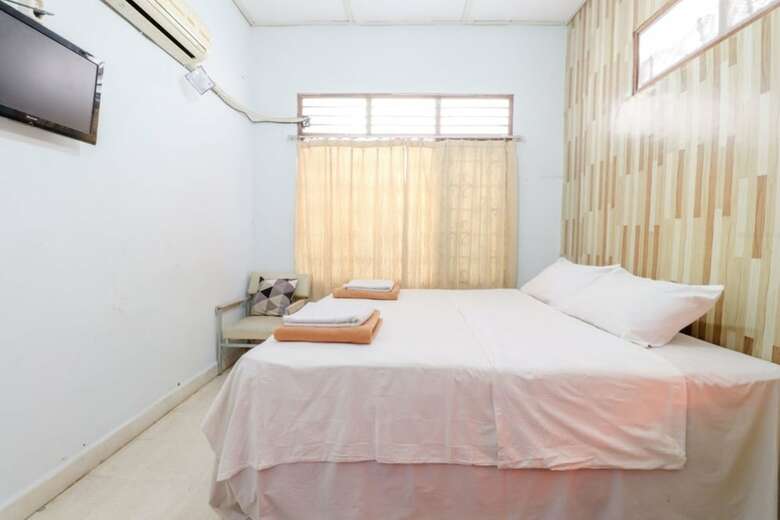 Adil Jaya Homestay