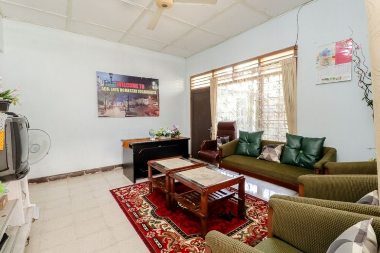 Adil Jaya Homestay