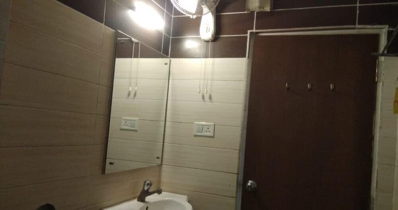 Hotel Shivam International