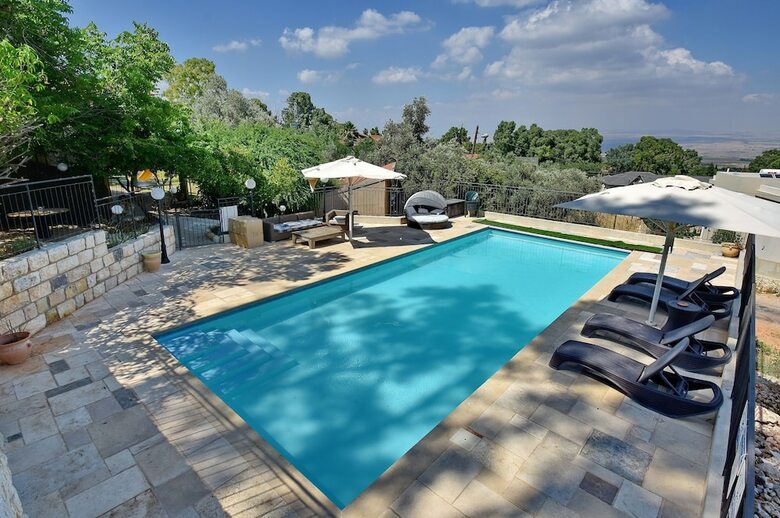 Cabana Galilee Magic Mansion