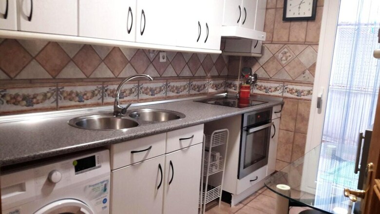 Apartment With 4 Bedrooms In Soria