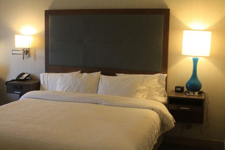 Hotel Pratt Inn & Suites