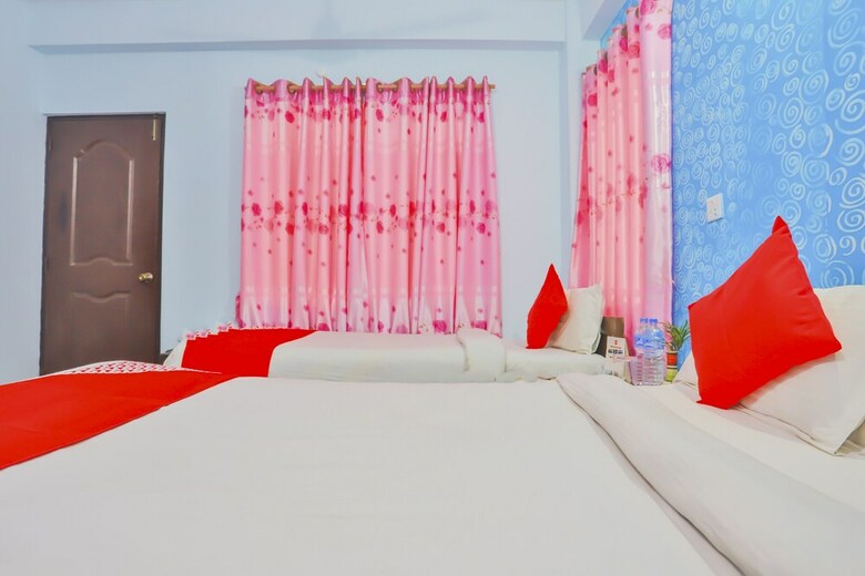 Oyo 659 Hotel Lake Tower
