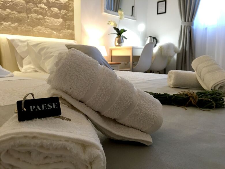 Hotel Central Split Apartments And Rooms Paese