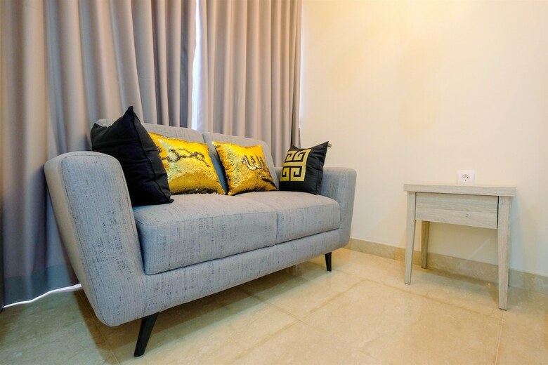 Stylish Studio Room Menteng Park Apartment