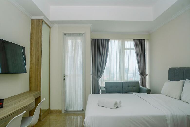 Modern And Cozy Studio Menteng Park Apartment