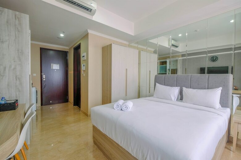Modern And Comfy Studio At Menteng Park Apartment