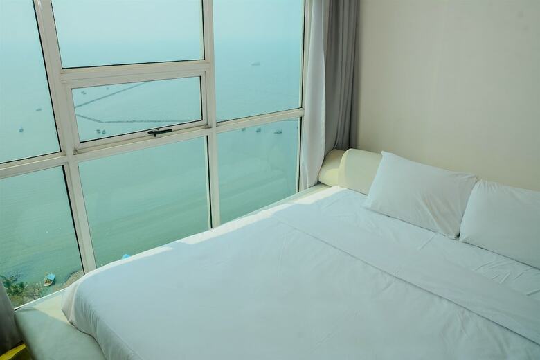 Big And Cozy 2br Ancol Mansion Apartment