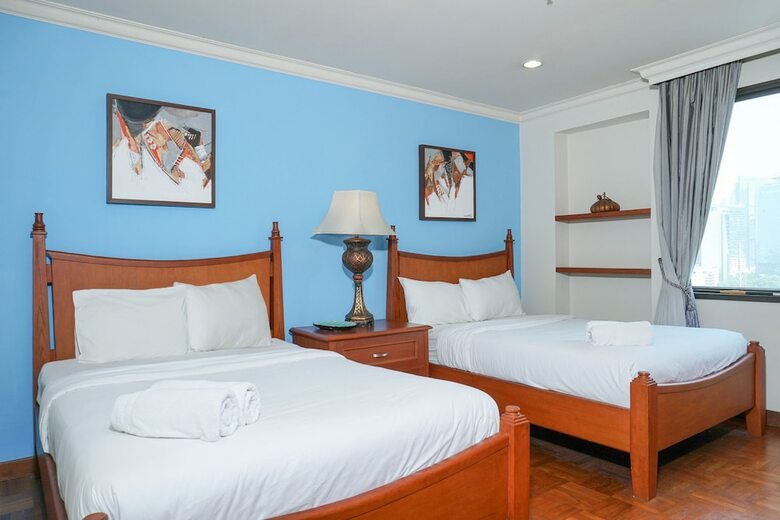 Good Location 2br At Park Royale Apartment
