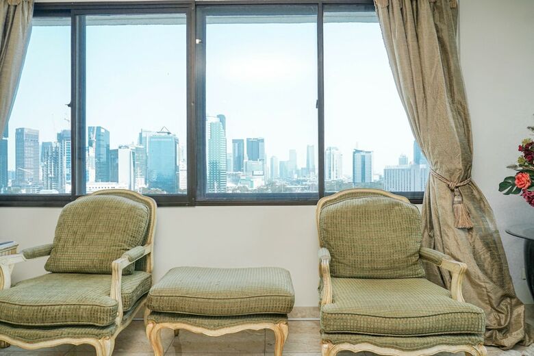 Good Location 2br At Park Royale Apartment