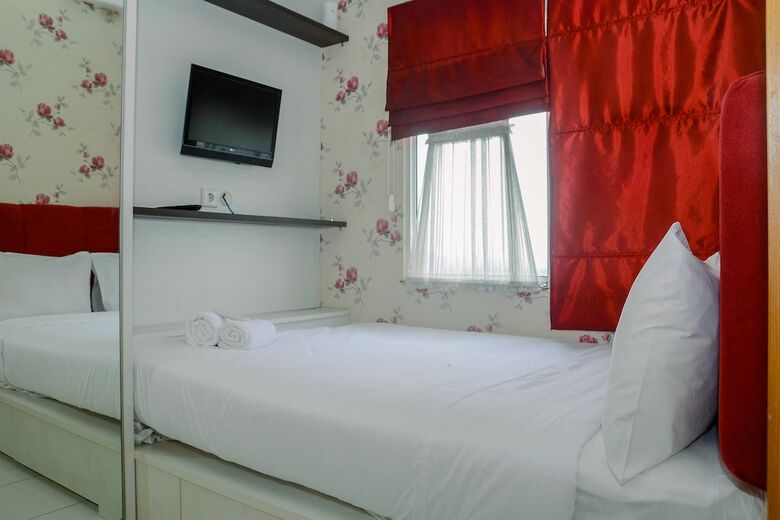 Comfortable 2br Signature Park Tebet Apartment