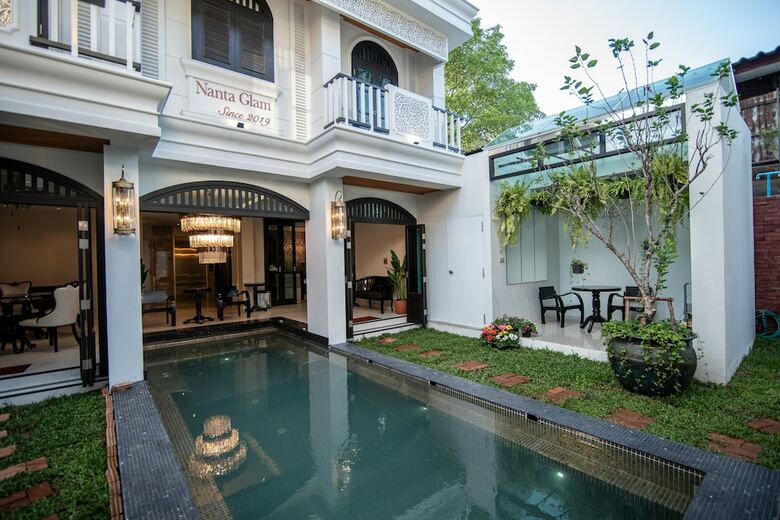 Nanta Glam Cm Hotel & Residences