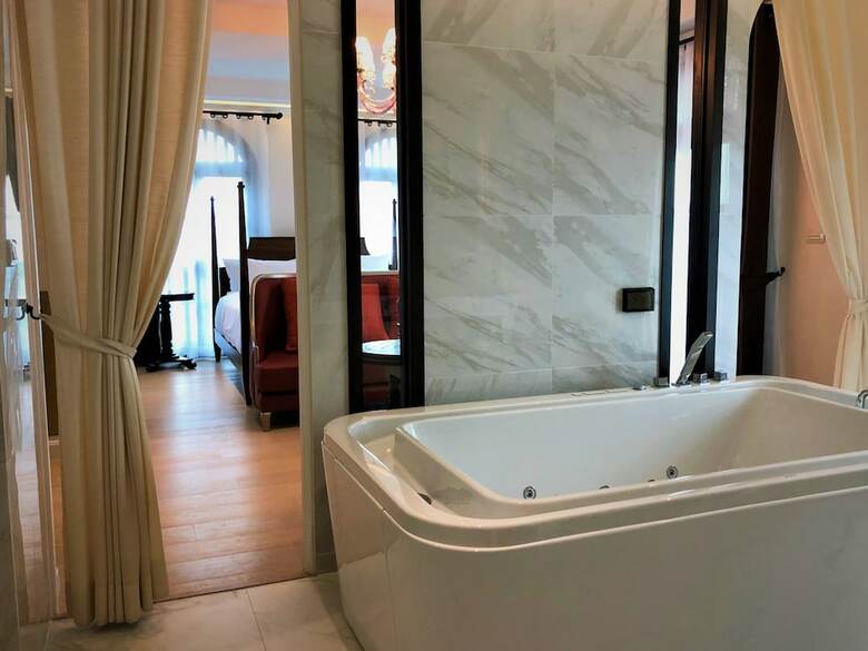 Nanta Glam Cm Hotel & Residences