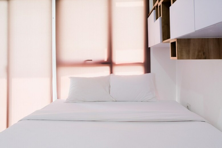 Contemporary Minimalist Studio Casa de Parco Apartment
