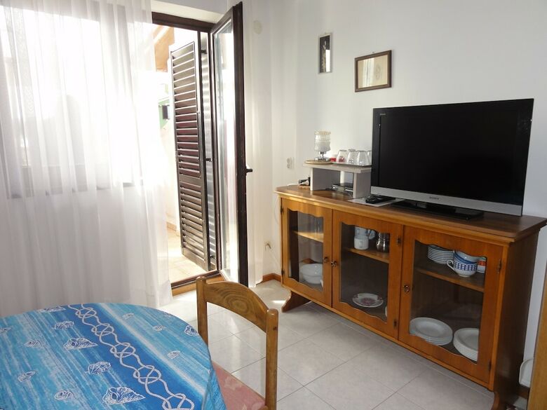 Nice And Cozy Apartment Ferry In Medulin