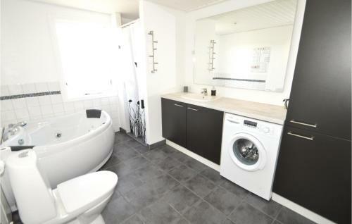 Holiday Home Lyngbyg�rdsvej